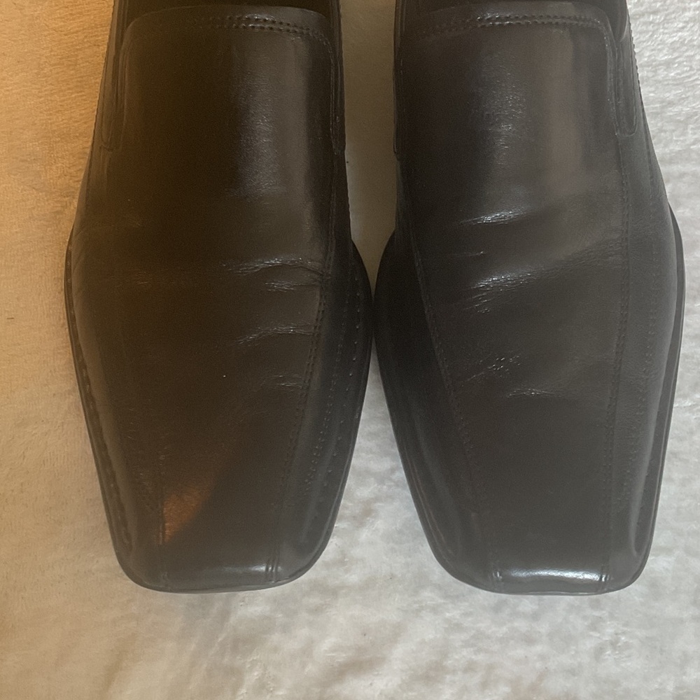 Elegant Black Leather Men's Slip-On Loafers